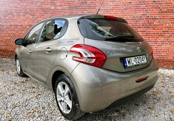 Peugeot 208 I Hatchback 3d 1.2 VTI 82KM 2013 Peugeot 208 Czujniki Parkowania Climatronic Alu Gwarancja w cenie Warszaw, zdjęcie 2