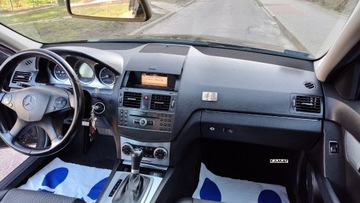 Mercedes Klasa C W204 Kombi T204 1.8 250 CGI BlueEFFICIENCY 204KM 2010 Mercedes-Benz Klasa C Mercedes C 250 CGI Automat Zamiana 1.8 Benzyna 204KM, zdjęcie 9