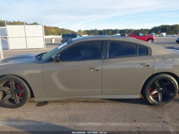 Dodge Charger VII 2017 Dodge Charger SRT Hellcat 2017 6.2L 6.2 Benzyna 707KM, zdjęcie 2