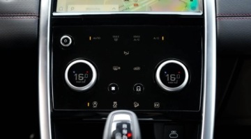 Land Rover Discovery Sport SUV Hybrid 1.5 P300e 309KM 2022 Land Rover Discovery Sport R-Dynamic SE P300e, 1,5L 309KM Plug-in, Salon P, zdjęcie 14