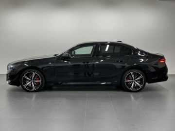 BMW Seria 5 G90-91 Touring 2.0 520d 197KM 2026 BMW Seria 5 520d xDrive Sport Sedan 2.0 (197KM) 2026, zdjęcie 1