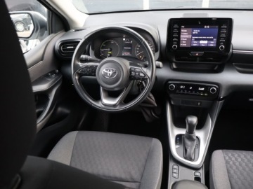 Toyota Yaris IV Hatchback 1.5 Hybrid Dynamic Force 116KM 2022 Toyota Yaris 1.5 VVT-i Hybrid, Salon Polska, zdjęcie 6