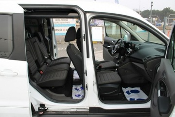 Ford Tourneo Connect III Standard 1.5 EcoBlue 120KM 2019 Ford Tourneo Connect 1.5 EcoBlue 120KM Titanium, zdjęcie 32