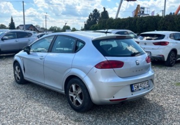 Seat Leon II 1.2 TSI 105KM 2011 Seat Leon Samochod krajowy 1.2 Benzyna 105KM, zdjęcie 2