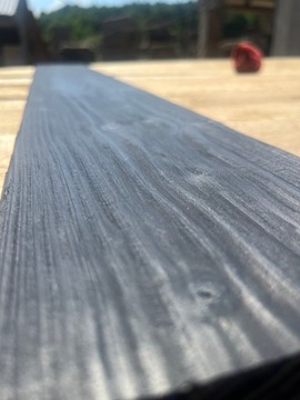 Обожженная доска Shou Sugi Ban - ель скандинавская.
