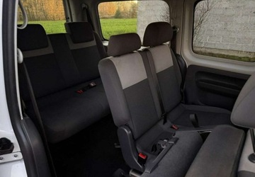 Volkswagen Caddy III Kombi Facelifting 2.0 EcoFuel 109KM 2011 Volkswagen Caddy 2.0 MPI 109 KM MAXI 7 osobowy 2.0 BenzynaLPG 109KM, zdjęcie 11