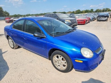 Dodge Neon II 2.0 i 133KM 2004 Dodge Neon Sxt 2004 2.0 Benzyna 132KM, zdjęcie 4
