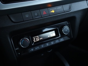 Skoda Fabia III Hatchback Facelifting 1.0 MPI 60KM 2019 Skoda Fabia 1.0, Salon Polska, GAZ, VAT 23%, zdjęcie 13