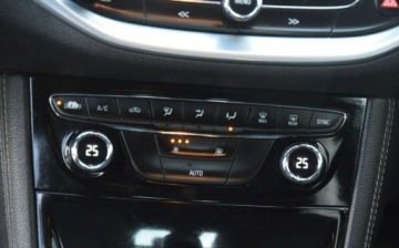 Opel Astra K Hatchback 5d 1.0 Turbo 105KM 2016 Opel Astra 1.0B Navi PDC Led Klimatronik Oryginal Lakier 2016r Sprowadzony, zdjęcie 29