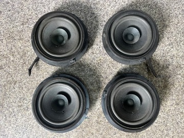 Zestaw glosnikow glosniki oryginal Suzuki Grand Vitara 2 II BDB KOMPLET