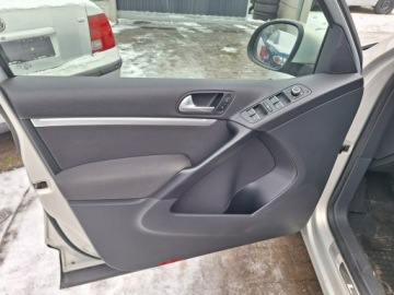 Volkswagen Tiguan I SUV Facelifting 1.4 TSI BlueMotion 122KM 2013 Volkswagen Tiguan Bezwypadkowy Serwisowany Kamera, zdjęcie 9