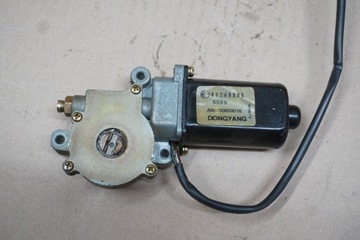 SSANGYONG REXTON MOTOREK STŘEŠNÍHO OKNA 2,7 XDI 05R