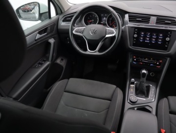 Volkswagen Tiguan II SUV Facelifting 2.0 TSI 190KM 2022 VW Tiguan 2.0 TSI, Salon Polska, 1. Właściciel, zdjęcie 6