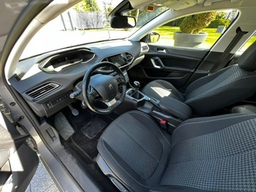 Peugeot 308 II SW Facelifting 1.2 PureTech 110KM 2021 Peugeot 308 Kombi 1.2 Benzyna, FV 23%, zdjęcie 13