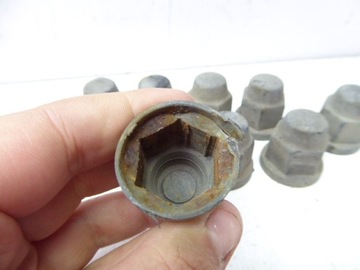 TRANSIT VI MK6 00-06 ZAŚLEPKA OSŁONA ŚRUBY NAKRĘTKI