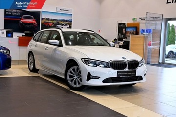 BMW Seria 3 G20-G21 2021 BMW Seria 3 318d TouringFV23LED Fog LightsModel AdvantageBMW Individual