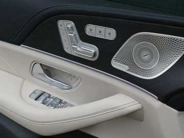 Mercedes GLS X167 SUV Facelifting 3.0 450d 367KM 2025 MERCEDES-BENZ GLS 450 d 4-MATIC AMG Line 3.0 (367KM) 2025, zdjęcie 19