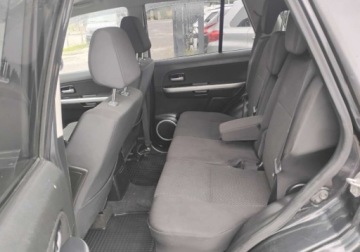 Suzuki Grand Vitara II SUV 5d Facelifting 1.9 DDiS 129KM 2010 Suzuki Grand Vitara 2010r, Lift. 1.9 DIESEL. 4x4. Delikatnie uszkodzony le, zdjęcie 8