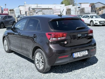 Kia Rio IV Hatchback 5d 1.4 DOHC 100KM 2017 Kia Rio 1.4 16V MPI blue 100KM 2017r. XL Navi, zdjęcie 6