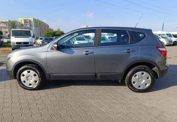 Nissan Qashqai I Crossover 1.6 Start/Stop 117KM 2011 Nissan Qashqai Nissan Qashqai 1.6 Benzyna 117KM, zdjęcie 2
