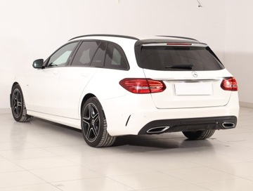 Mercedes Klasa C W205 Kombi Facelifting 2.0 220d 194KM 2021 Mercedes C C 220 d, 191 KM, Automat, Skóra, Navi, zdjęcie 3