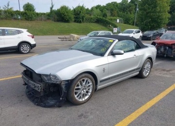 Ford Mustang V 2013 FORD MUSTANG CABRIO