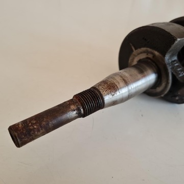 КОЛЕНВАЛ BRIGGS & STRATTON 4HP