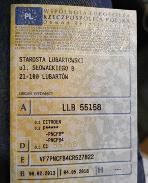 Citroen C1 I Hatchback 5d Facelifting 2012 1.0 i 68KM 2013 Citroen C1 2013r, 1.0 Benzyna. Lekko uszkodzony prawy przod. Jezdzi 68KM, zdjęcie 19