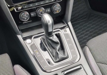 Volkswagen Arteon Fastback 2.0 TSI 190KM 2020 Volkswagen Arteon Essence Pakiety, FV 23, ACC, GPS, Kamera cofania, Keyle, zdjęcie 22