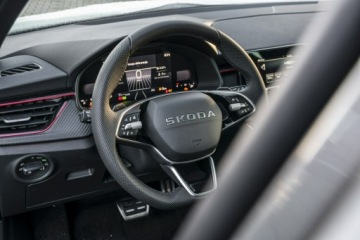 Skoda Kamiq Crossover Facelifting 1.0 TSI 115KM 2026 Škoda Kamiq Skoda Kamiq Monte Carlo 1.0 TSI 115, zdjęcie 14