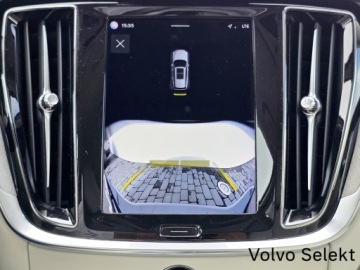 Volvo V60 II  Cross Country Facelifting 2.0 B4 197KM 2023 Volvo V60 Cross Country Kredyt 4,99% Leasing od 10, zdjęcie 30