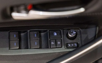 Toyota Corolla XII Hatchback 1.8 Hybrid 122KM 2019 Toyota Corolla 1.8 Hybrid Comfort 1.8 Hybryda 122KM, zdjęcie 23