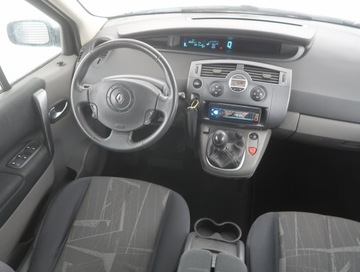 Renault Grand Scenic I 2.0 i 16V 136KM 2005 Renault Grand Scenic 2.0 16V, GAZ, HAK, Klima, zdjęcie 6