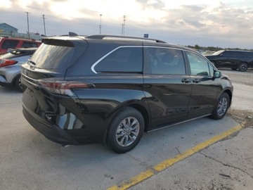Toyota Sienna III 2025 Toyota Sienna 2025r., Le, 2.5L, od ubezpieczalni 2.5 Hybryda 192KM, zdjęcie 2
