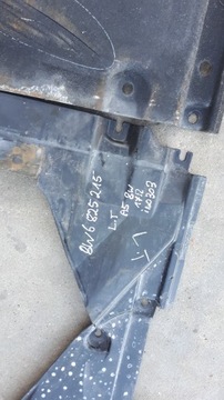 A5 8W КРЫШКА ШАССИ ПРАВАЯ ПЕРЕДНЯЯ ПРАВАЯ