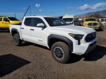 Toyota Tacoma II 2024 Toyota Tacoma Double Cab 2024 2.4 Benzyna 270KM, zdjęcie 4