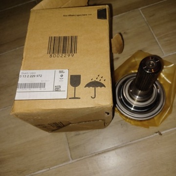 BMW E60 E63 E90 M5 E92 M3 ZABIERAK POŁOŚ DYFERENCJAŁ tylna oś Kołnierz