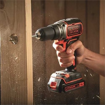 ЧЕРНАЯ + ОТВЕРТКА DECKER 18V ​​BL186N 52Nm BL