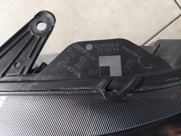 SVĚTLO - LEVÝ FULL LED TOYOTA AVENSIS T27 FACELIFT