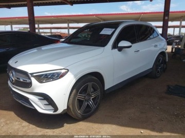 Mercedes GLC C254/X254 2023 Mercedes-Benz GLC 2023 MERCEDES-BENZ GLC 300 SUV 2.0 Benzyna 255KM, zdjęcie 2