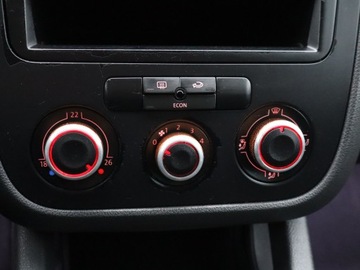 Volkswagen Golf V Hatchback 1.6 i 102KM 2005 VW Golf 1.6, HAK, Klima, El. szyby, zdjęcie 11