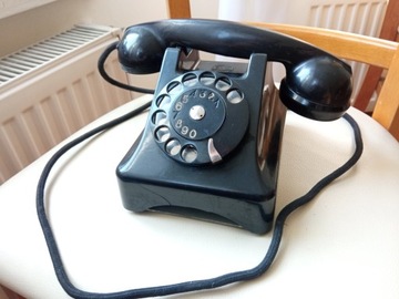 Stary telefon RWT