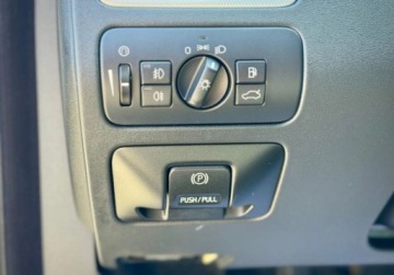 Volvo V70 III Kombi 2.5 T 231KM 2010 Volvo V70 2.5T 231KM Rdesing Skory BiXenon PDC Summum climatronic 2.5, zdjęcie 17