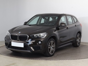 BMW X1 F48 2016 BMW X1 sDrive16d, Klima, Klimatronic, Tempomat, zdjęcie 1