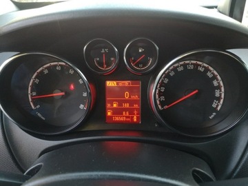 Opel Meriva II Mikrovan Facelifting 1.4 Turbo ECOTEC 140KM 2015 Opel Meriva 1.4 16v 140KM Klimatr Temp Isofix, zdjęcie 12