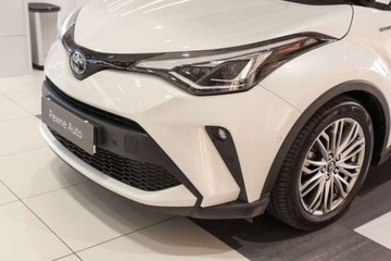 Toyota C-HR I Crossover Facelifting 1.8 Hybrid 122KM 2020 Toyota C-HR 1.8 Hybrid Executive 1.8 Hybryda 122KM, zdjęcie 33