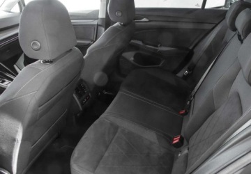 Volkswagen Golf VIII Variant 1.5 eTSI 130KM 2024 Volkswagen Golf 1.5eTSI 130KM DSG, Style, Martwe pole, Pakiet Zimowy, App, zdjęcie 11