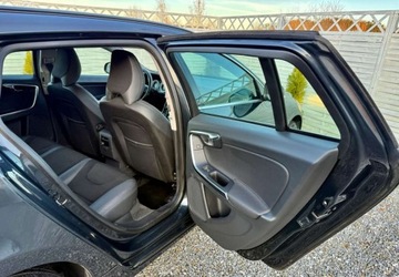 Volvo V60 I Kombi 1.6 DRIVe 115KM 2011 Volvo V60 Volvo V60 DRIVe 1.6 Diesel 115KM, zdjęcie 26