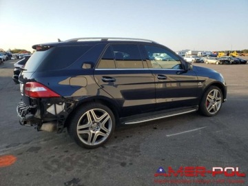 Mercedes Klasa M W166 2014 Mercedes-Benz ML _63 AMG_W166_5.5 L_550 km_2014r 5.5 Benzyna 550KM, zdjęcie 3