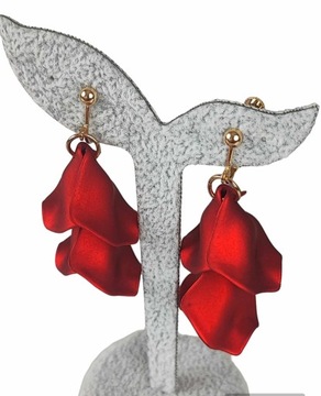 Klipsy akrylowe wiszące długie lekkie czerwone c67